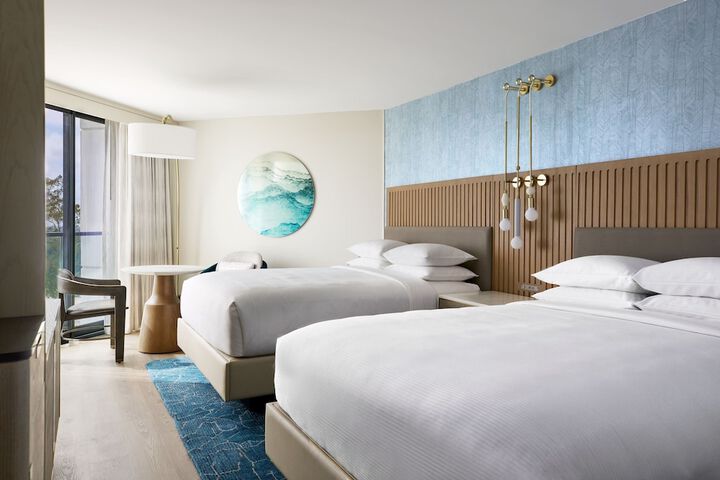 VEA Newport Beach a Marriott Resort & Spa