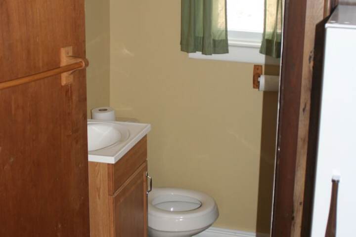 Room 48 of 64