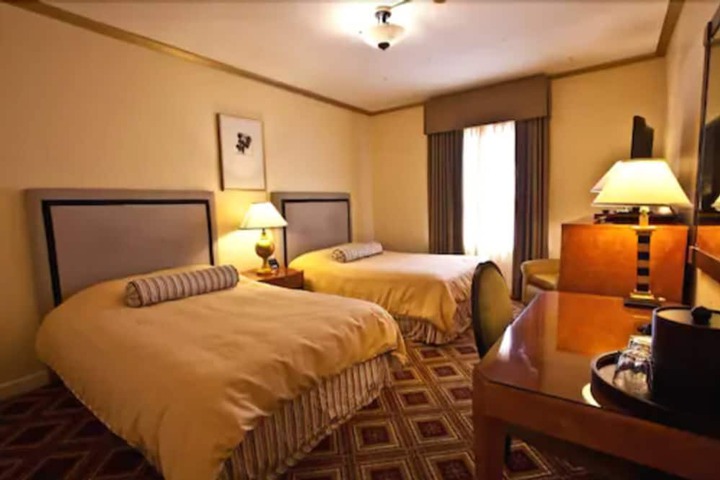 Room 33 of 55