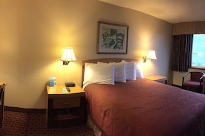 Port Angeles Inn