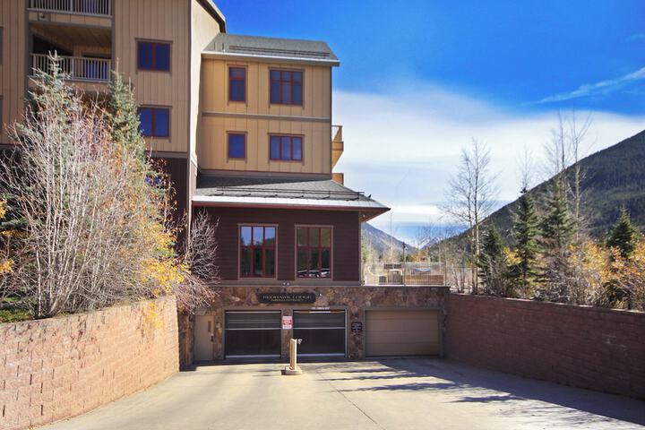 Hotel 5 of 56