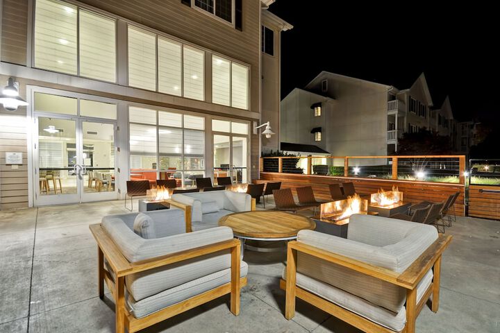 Homewood Suites by Hilton Oakland-Waterfront