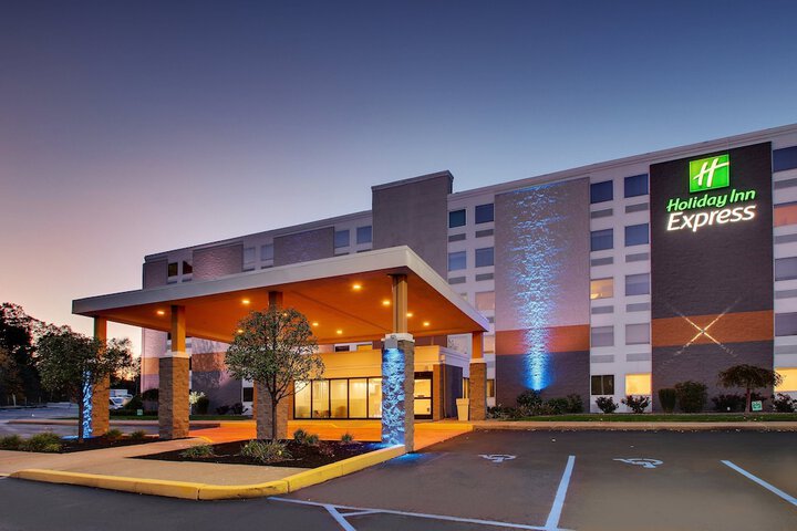 Hotel 5 of 55