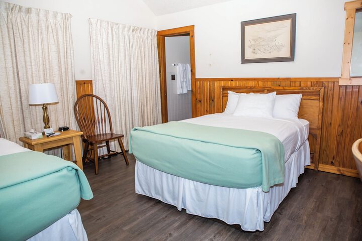 Montauk Lodge
