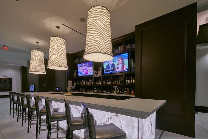 Embassy Suites Louisville Downtown