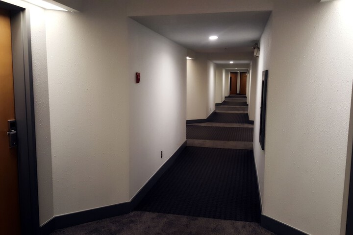 Ballroom/Hall 35 of 39