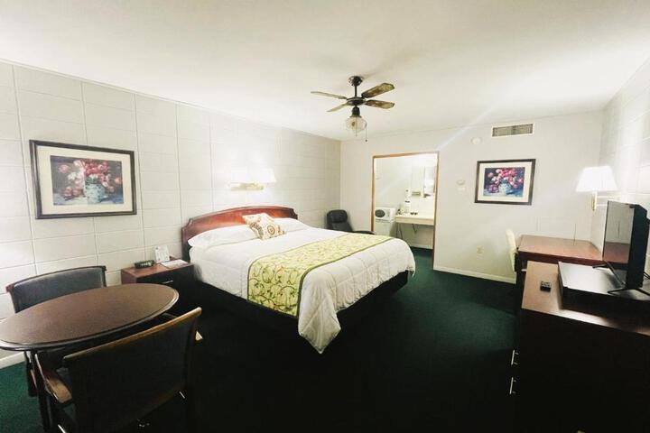 The Madison Inn Motel
