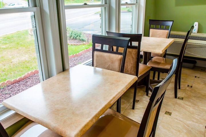 Econo Lodge Jefferson Hills Hwy 51