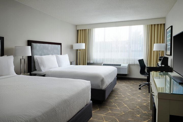 Holiday Inn & Suites Marlborough by IHG