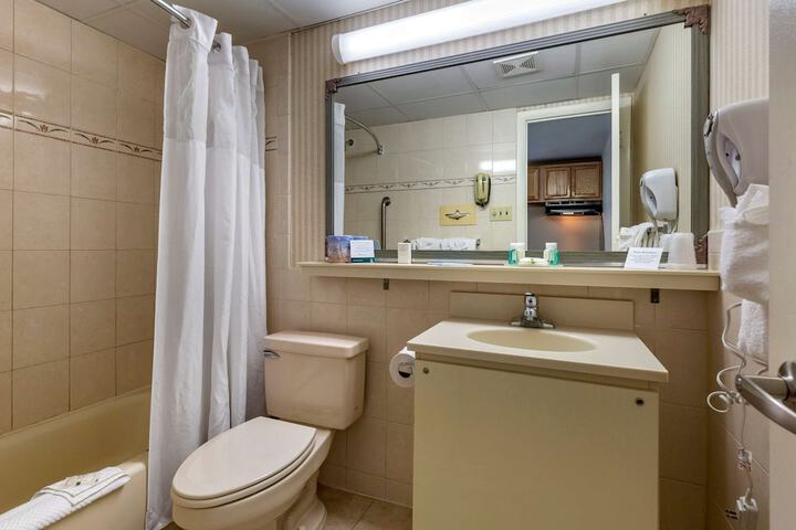 Room 54 of 110