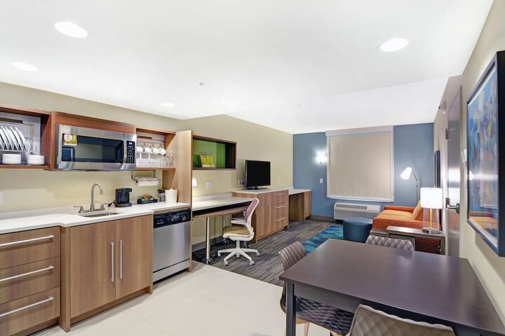 Room 26 of 45