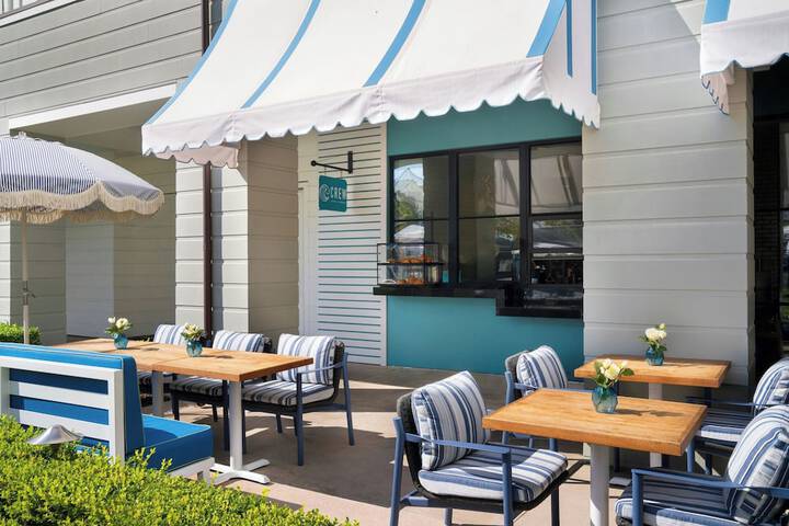 Lido House Autograph Collection