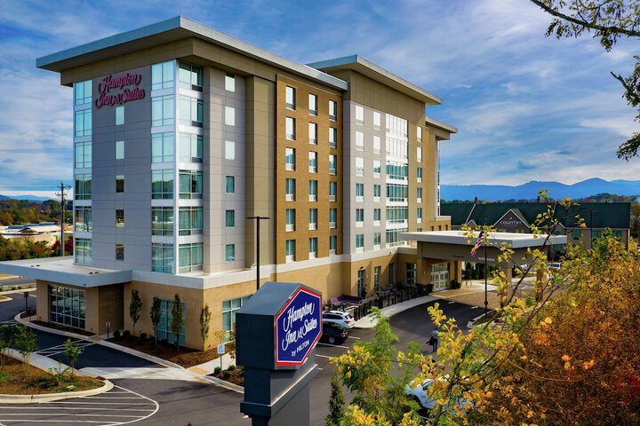 Hotel 2 of 49