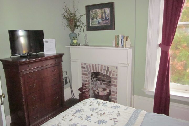 Room 20 of 74