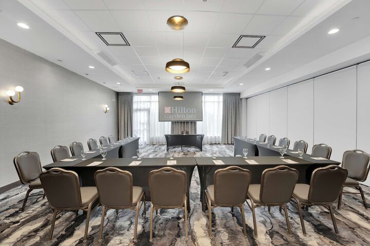 Hilton Garden Inn Toronto / Brampton