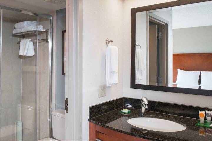 Hyatt Place Dallas / Las Colinas