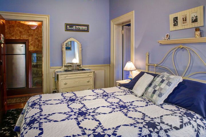 Room 12 of 46