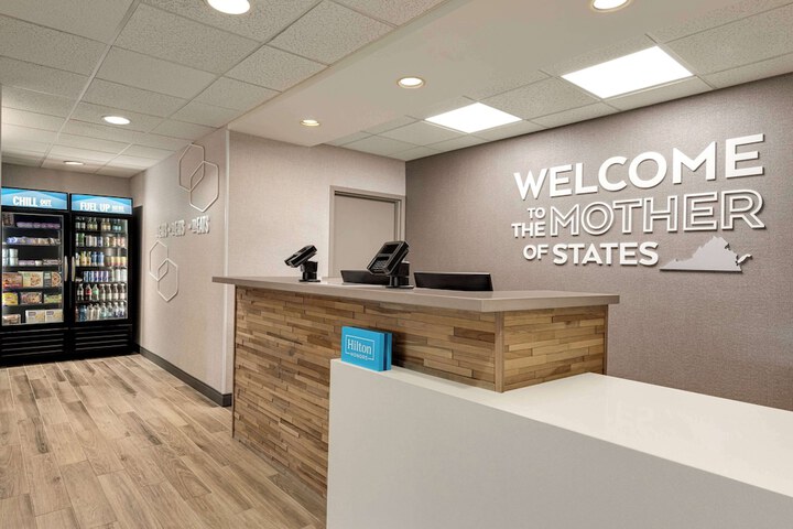 Hampton Inn Waynesboro / Stuarts Draft