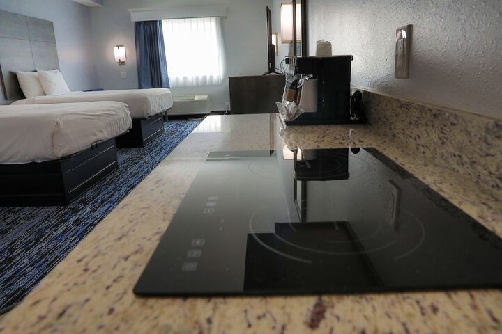 Room 17 of 23