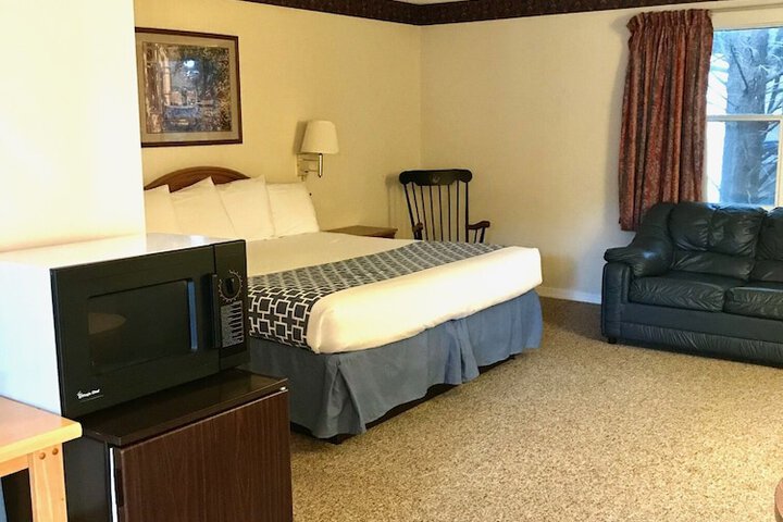 Room 19 of 38