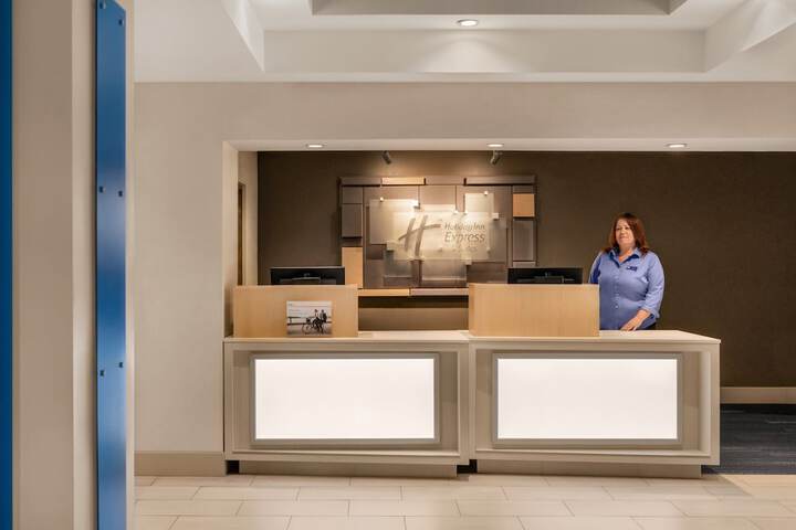 Holiday Inn Express & Suites McAlester by IHG