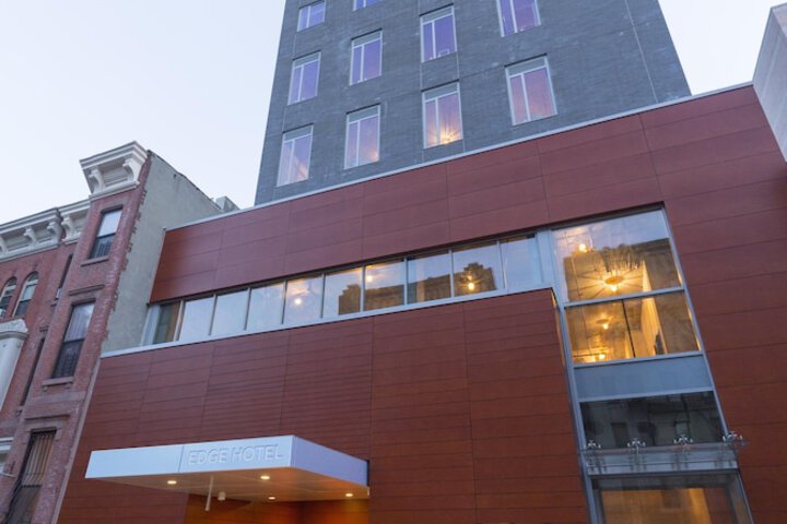 Hotel 6 of 23