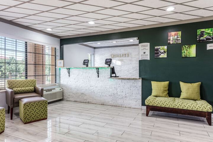 Hotel Interior 11 of 45