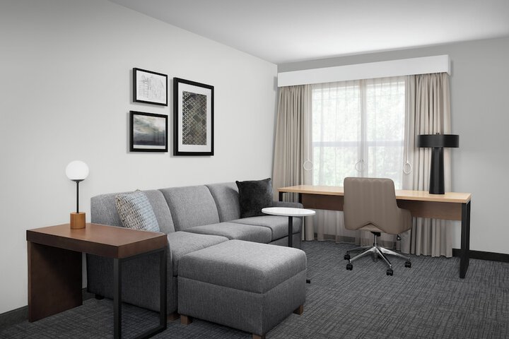 Room 15 of 32