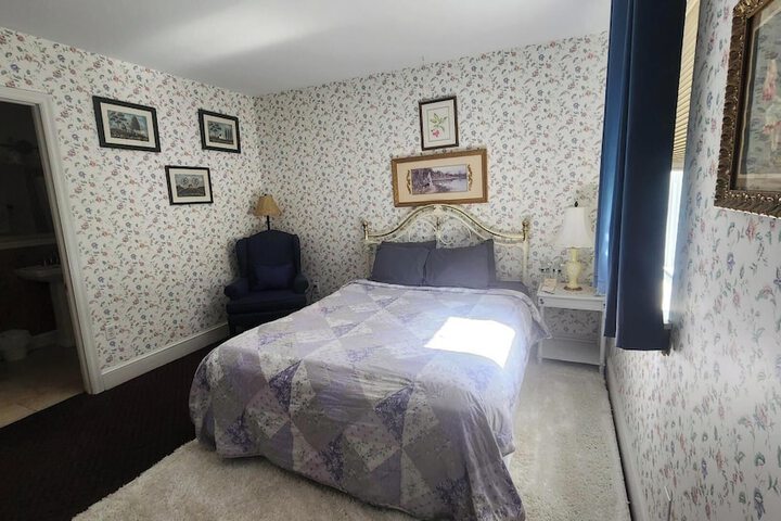 Room 21 of 34