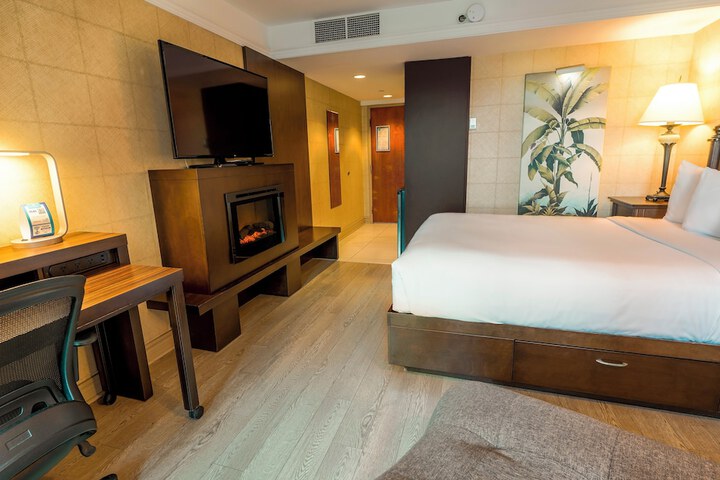 Room 42 of 109