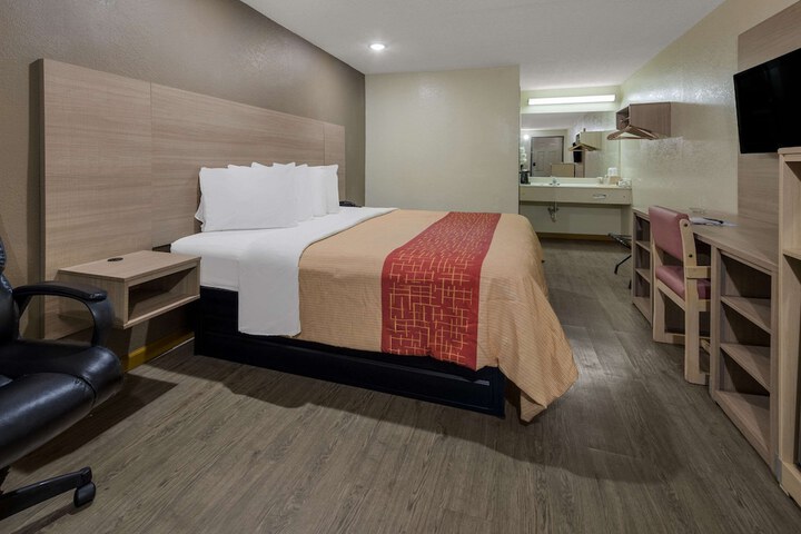 Room 20 of 30