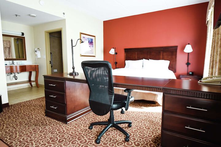 Room 17 of 29