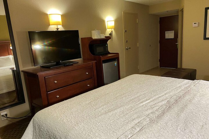 Room 26 of 43