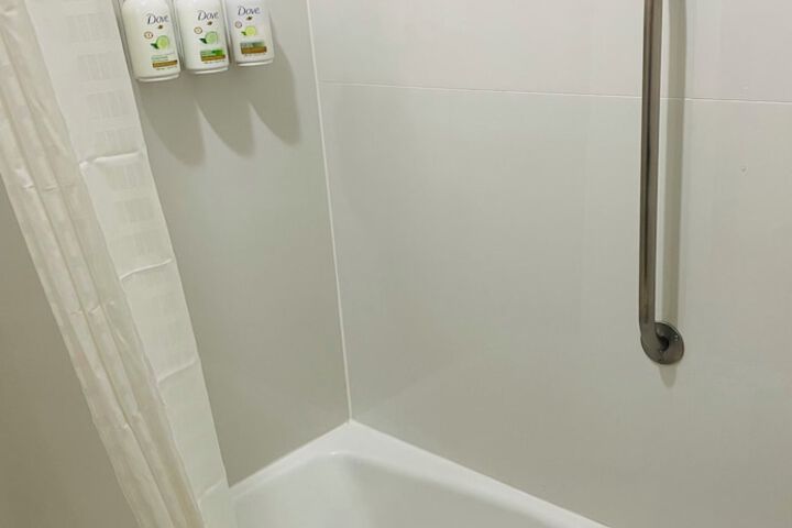 Room 14 of 20