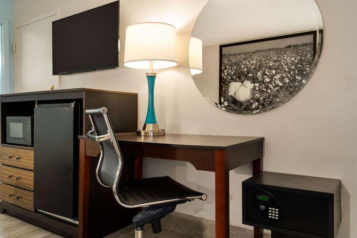Room 25 of 45