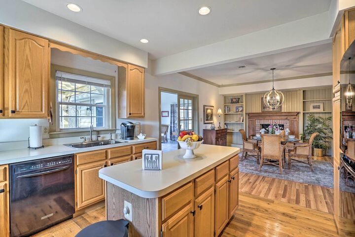 chateau Ridge Peaceful Retreat w / Fire Pit!