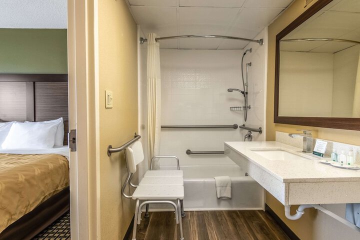 Room 7 of 29