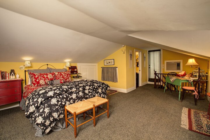 Room 27 of 52