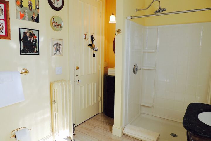Room 12 of 40