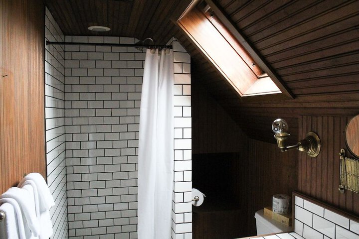 Room 58 of 115