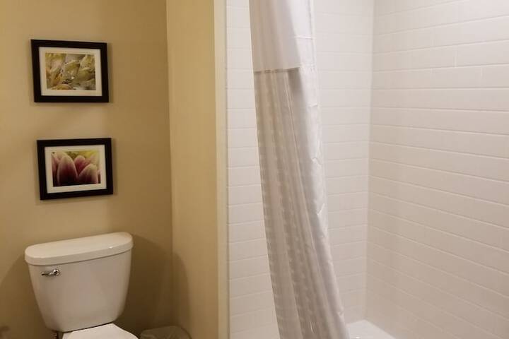 Room 40 of 49