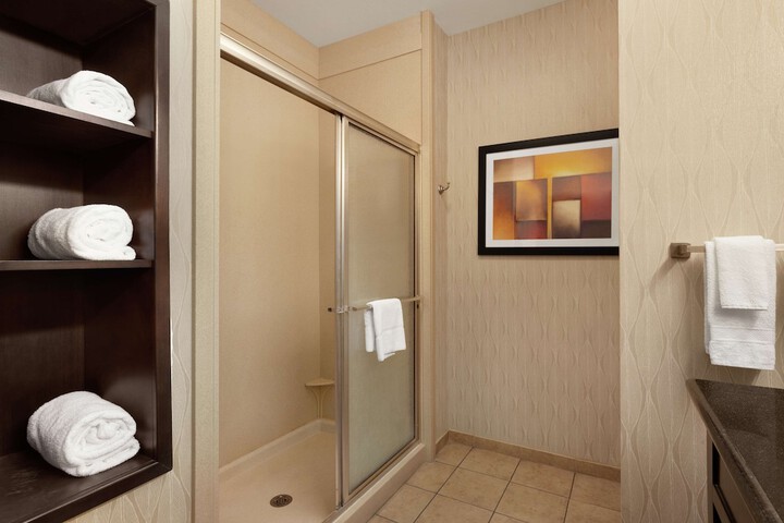 Room 13 of 42
