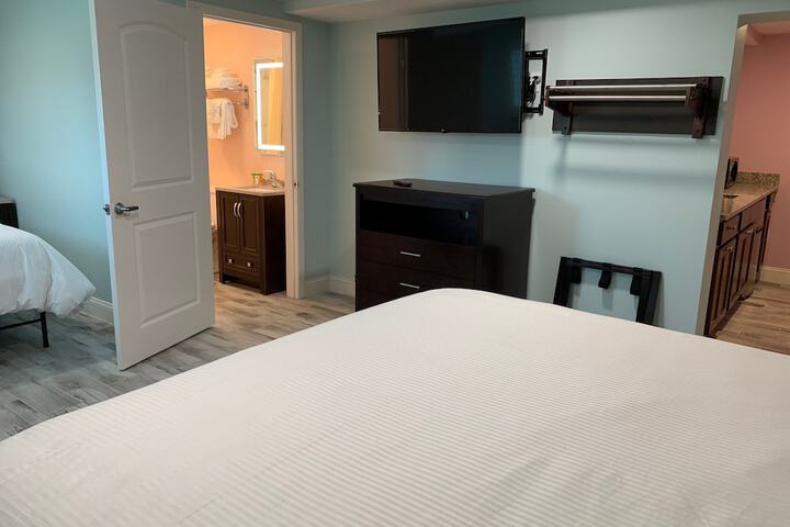Room 22 of 43