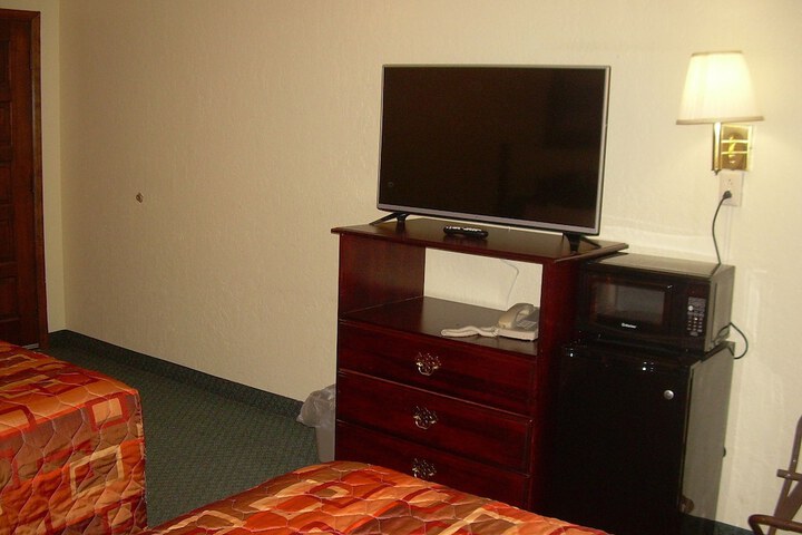 Room 19 of 24