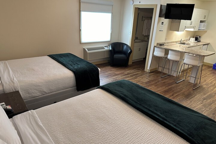 Room 22 of 77