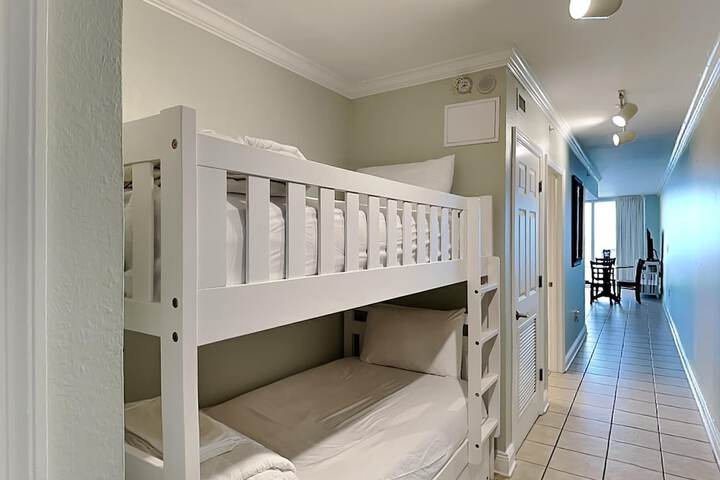 Room 204 of 394