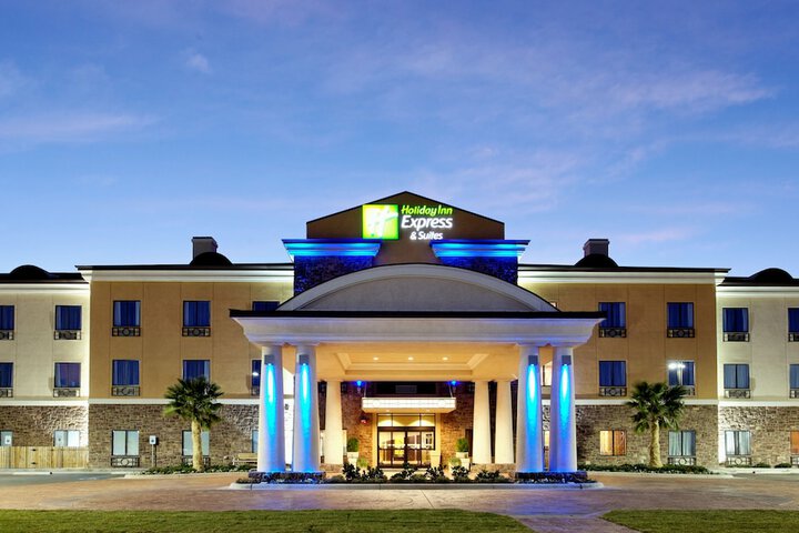 Hotel 7 of 42