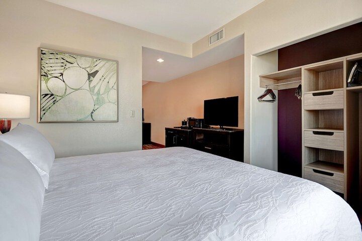 Room 21 of 70