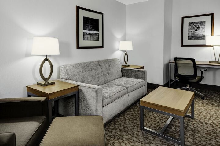Room 29 of 40