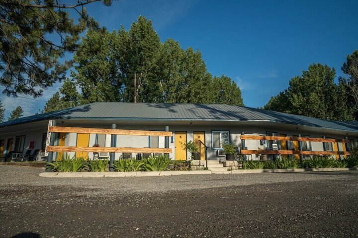 Hotel 10 of 73